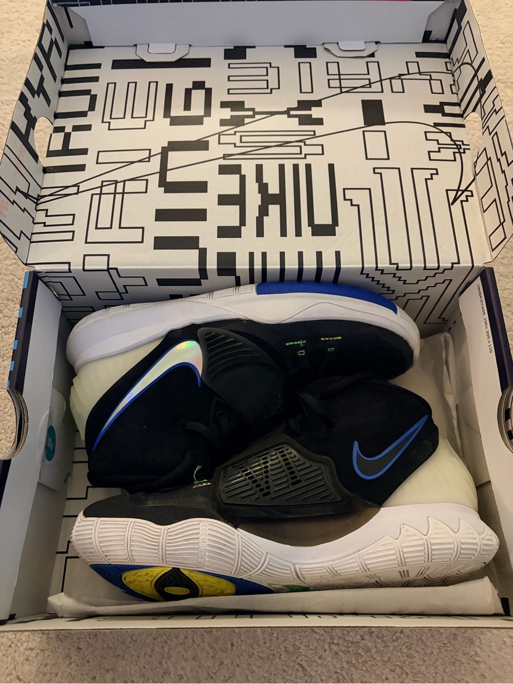 Kyrie 6s “Glow” (GS)